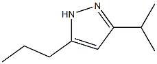 1H-Pyrazole,3-(1-methylethyl)-5-propyl-(9CI)
